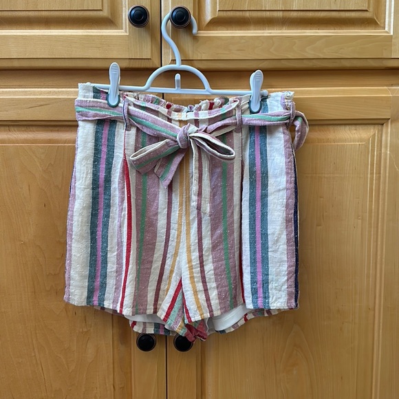 Francesca’s Mi Ami Striped Shorts - Picture 1 of 5